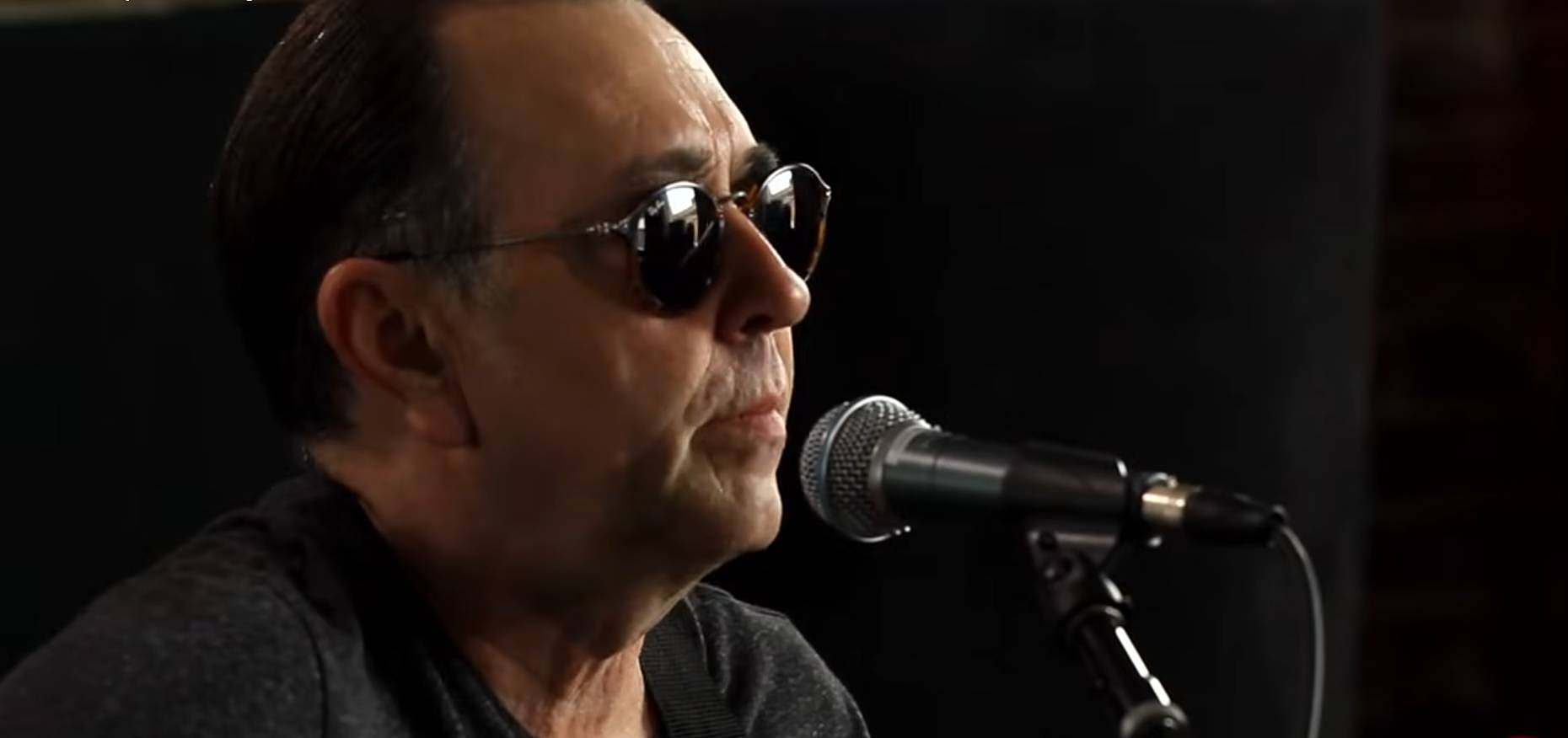 Θρήνος στην progressive rock: «Έφυγε» ξαφνικά ο David Surkamp των Pavlov's Dog
