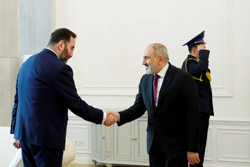 Ποιος είναι ο εκλεκτός Τραμπ για τον Καύκασο – Σχέσεις με Ρωσία και σύγκρουση συμφερόντων | Επικαιρότητα στο LivePress.gr