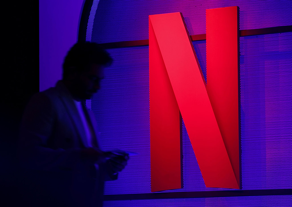 Netflix: Ο γίγαντας του streaming σε θολά νερά – Οι απολύσεις, η «Νάρνια» και η χαμένη Warner