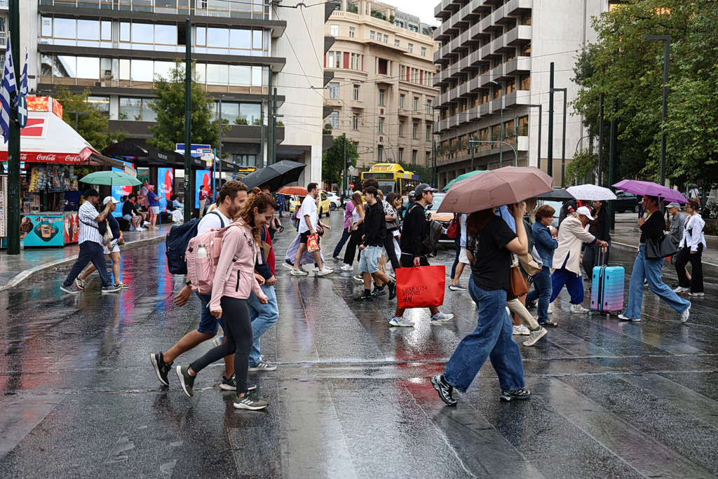 Καιρός: Βροχές και καταιγίδες το Σάββατο – Το δύσκολο 12ωρο για την Αττική | Επικαιρότητα στο LivePress.gr
