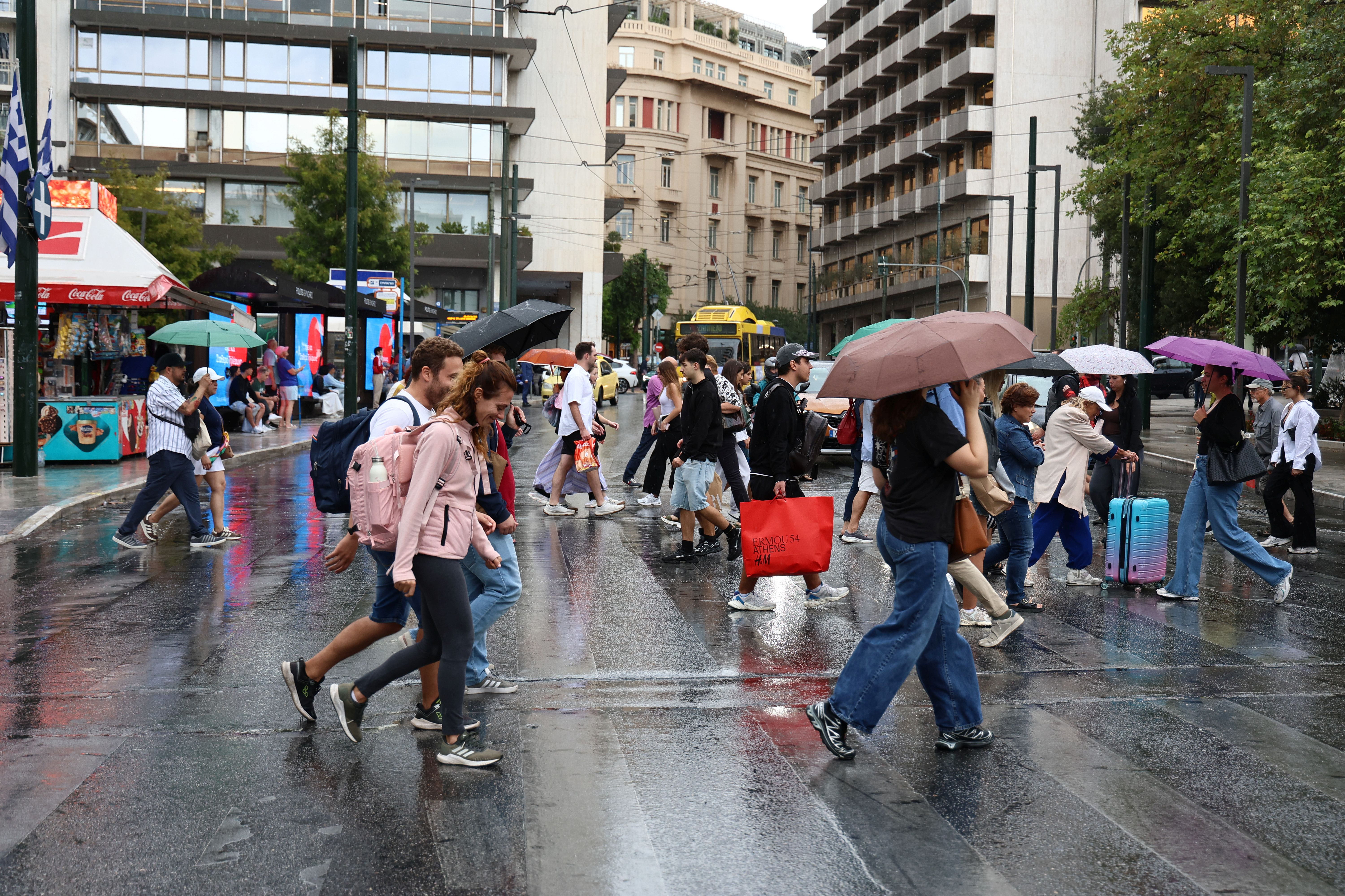 Βροχές και καταιγίδες το Σάββατο - Το δύσκολο 12ωρο για την Αττική