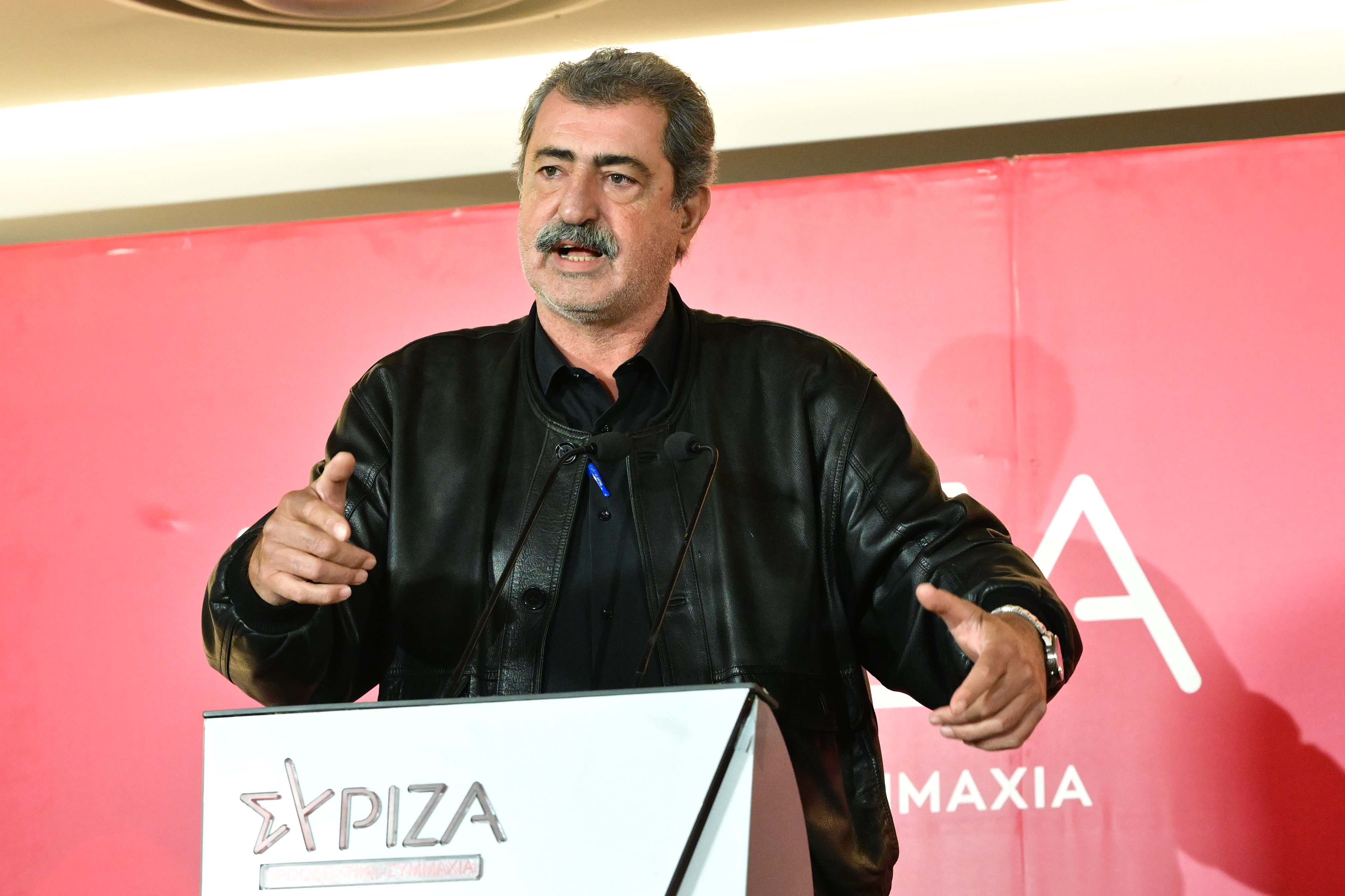 ΣΥΡΙΖΑ: Απορρίφθηκε η πρόταση Πολάκη για συνέδριο τον Ιανουάριο και εκλογή αρχηγού από τη βάση