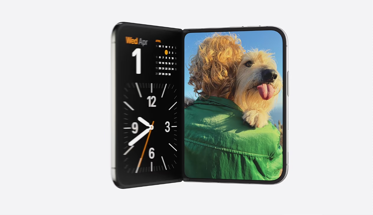 Apple: «Ξεπούλησε» σε λίγες ώρες το πτυσσόμενο iPhone Duo - Παράδοση από το 2027