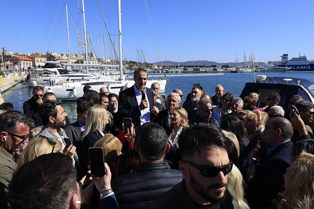 Μητσοτάκης από Λαύριο: Μήνυμα σταθερότητας και αιχμές κατά του λαϊκισμού | Επικαιρότητα στο LivePress.gr