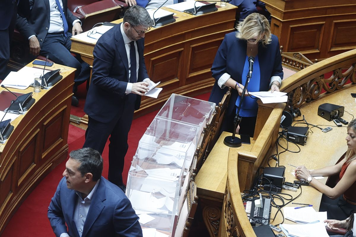 Τι κρύβεται αλήθεια πίσω από τον «πόλεμο» Τσίπρα-Ανδρουλάκη;
