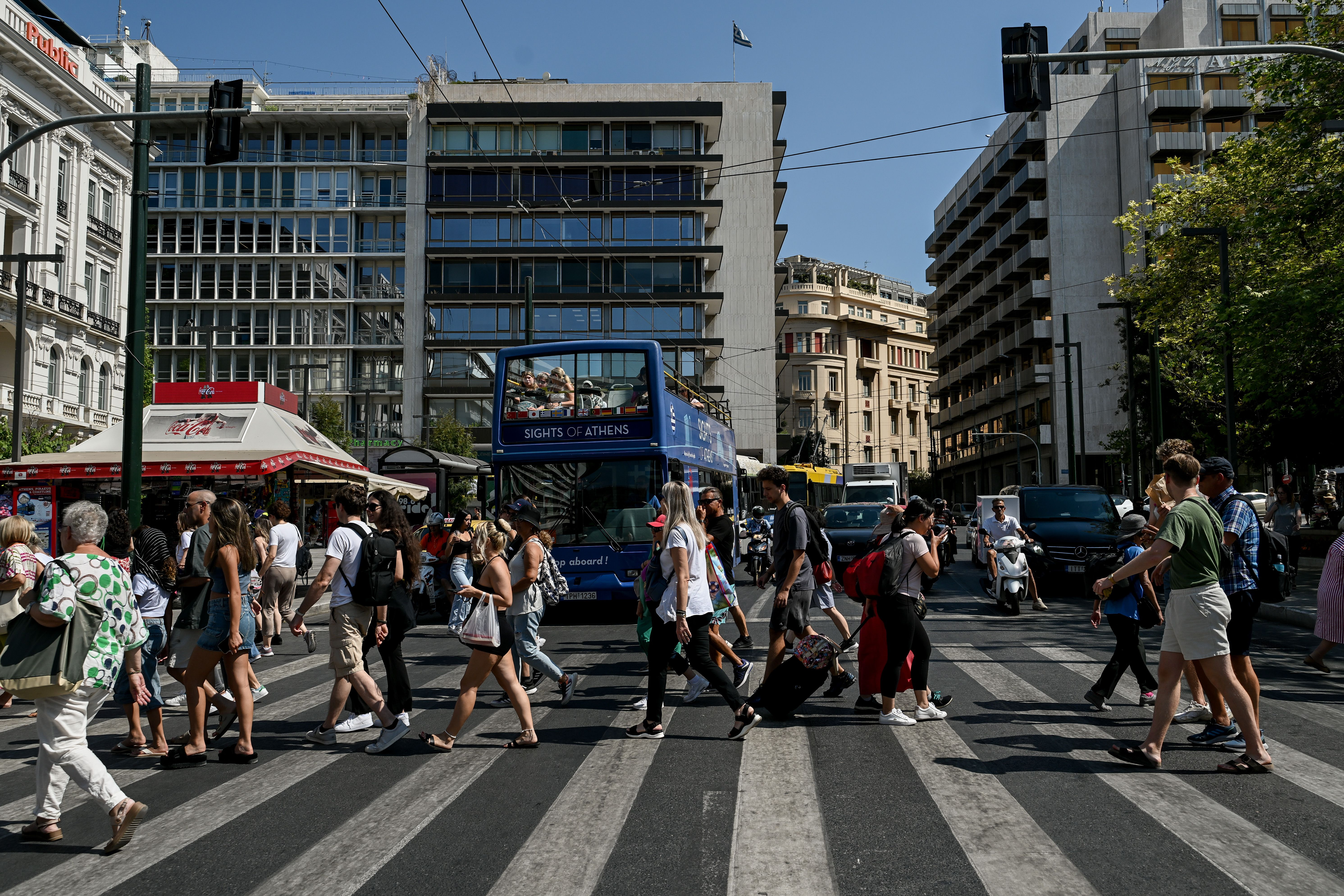 Παιδική φτώχεια στην Ελλάδα : Τι αποκαλύπτουν τα νέα στοιχεία