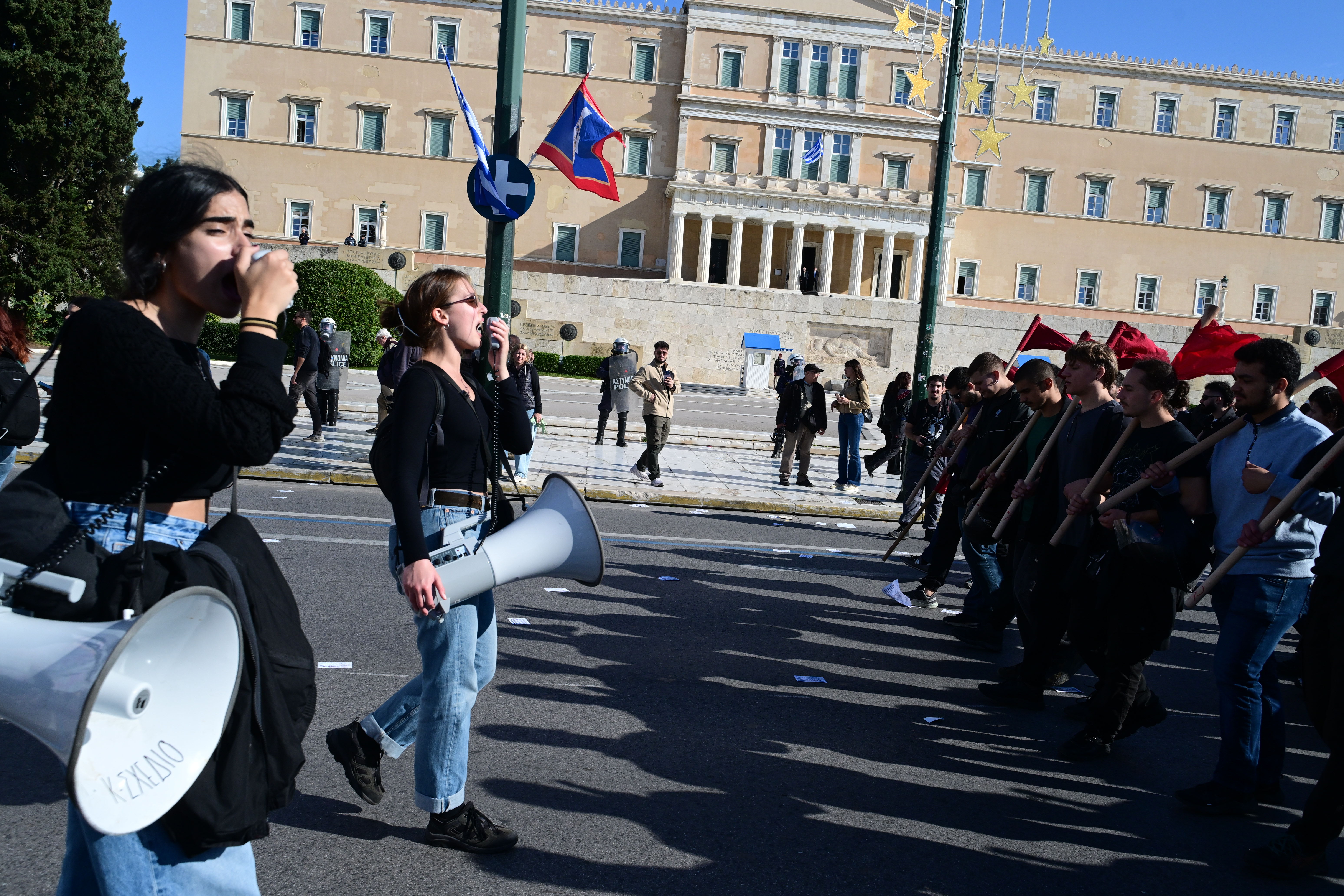 Απεργία 21η Οκτωβρίου: Οι συγκεντρώσεις, τι ισχύει για σχολεία και ΜΜΜ