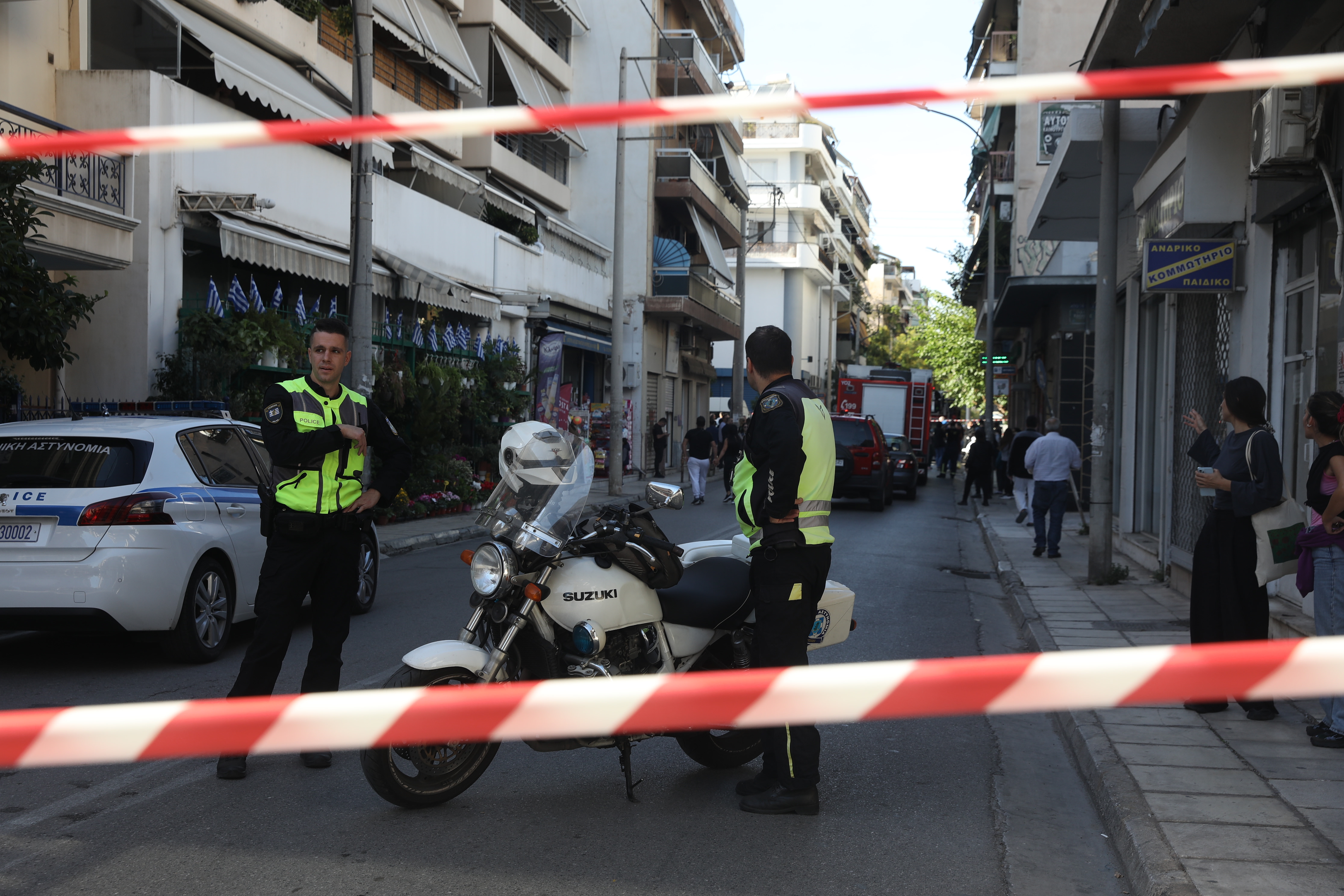 Το ανώνυμο τηλεφώνημα για τη βαλίτσα με ναρκωτικά πριν από την έκρηξη - Εξετάζεται το ενδεχόμενο παγίδας