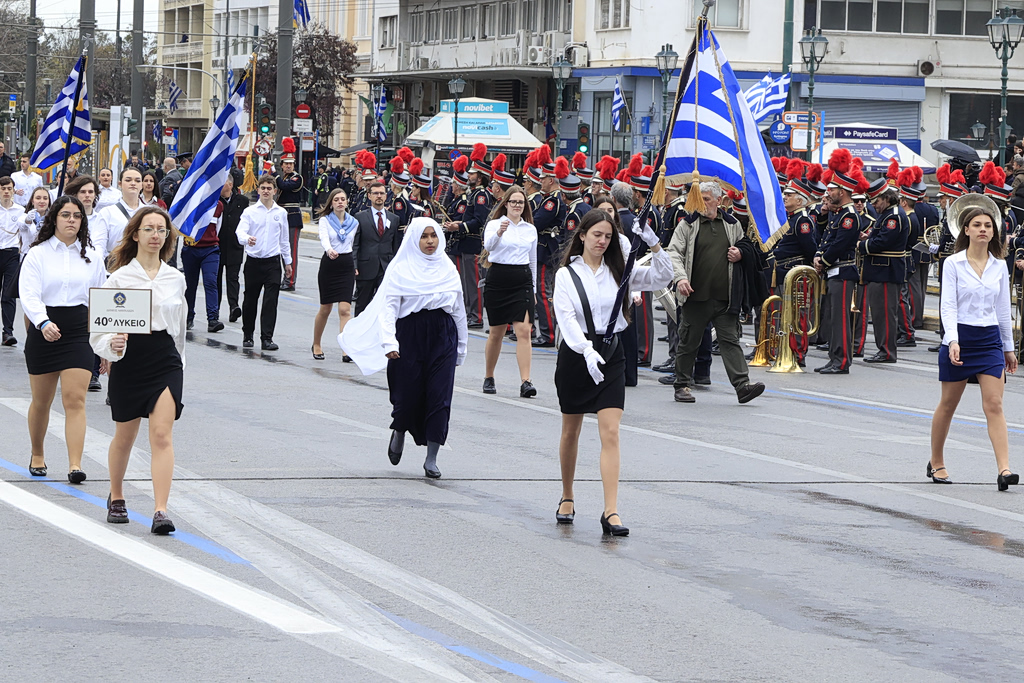 28η Οκτωβρίου: Πώς θα πληρωθούν όσοι εργαστούν την αργία – Τι προβλέπει η ΓΣΕΕ | Επικαιρότητα στο LivePress.gr