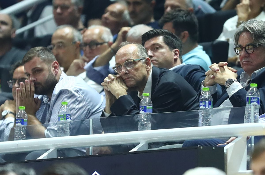 Η ώρα του ανακριτή για τη διοίκηση της ΕΟΚ: Απολογούνται αύριο Λιόλιος-Μαυραγάνης | Επικαιρότητα στο PlusTV.gr