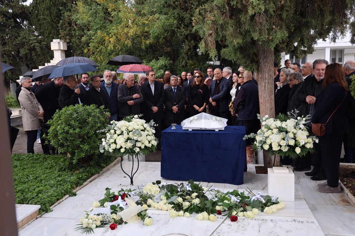 Συγκίνηση στο μνημόσυνο της Φώφης Γεννηματά