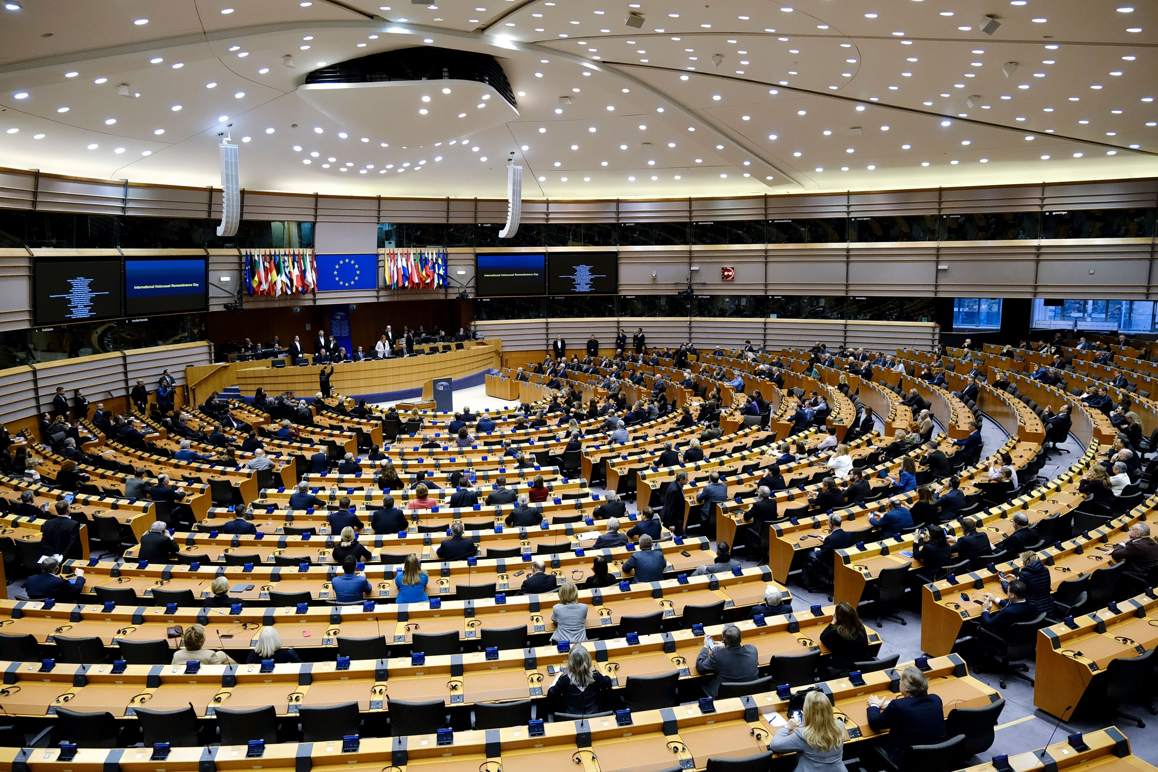 SOS για την Ευρώπη: Πώς εγκλωβίστηκε στα αδιέξοδά της – Οι επιπτώσεις για την Ελλάδα