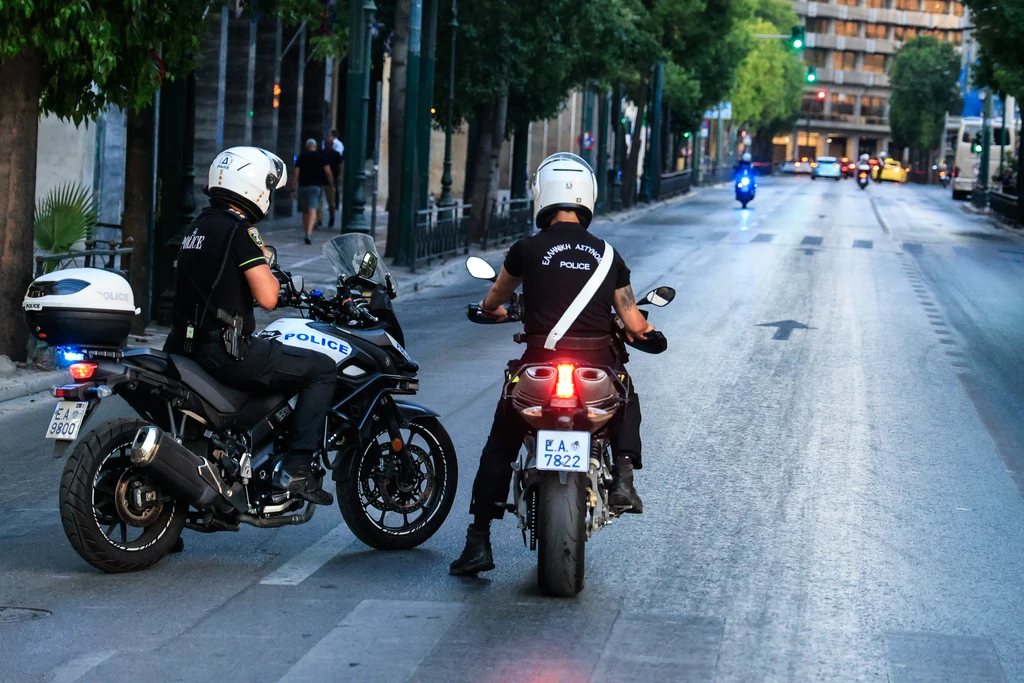 Σαρωτικοί έλεγχοι της Τροχαίας στην Αττική – 32 συλλήψεις και πάνω από 6.500 παραβάσεις σε μία εβδομάδα