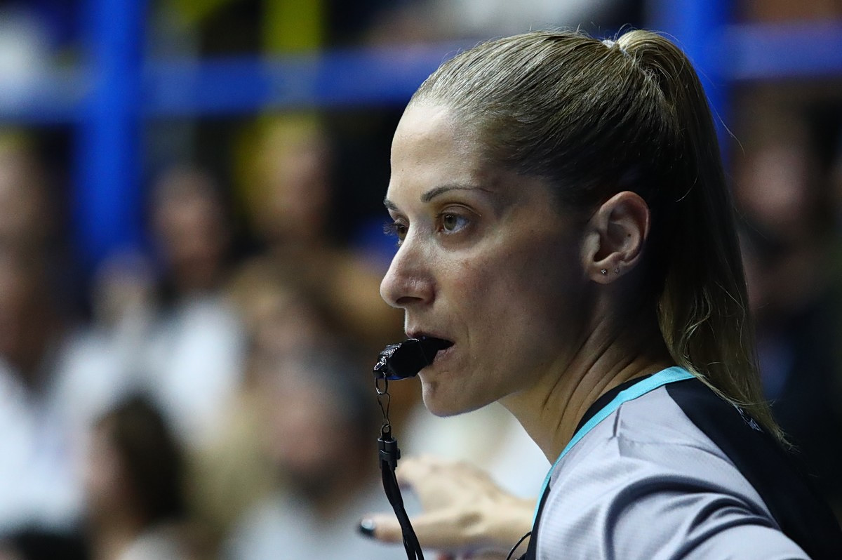 Basketgate: H «ακέραιη» Τσαρούχα και ο «κυβερνήτης» Μαυραγάνης