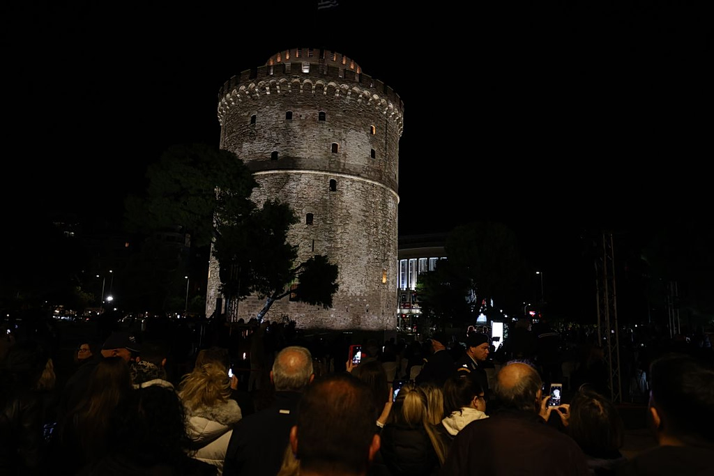 Μητσοτάκης: «Φωτίζουμε τον Λευκό Πύργο και όλη την πόλη» | Επικαιρότητα στο PlusTV.gr