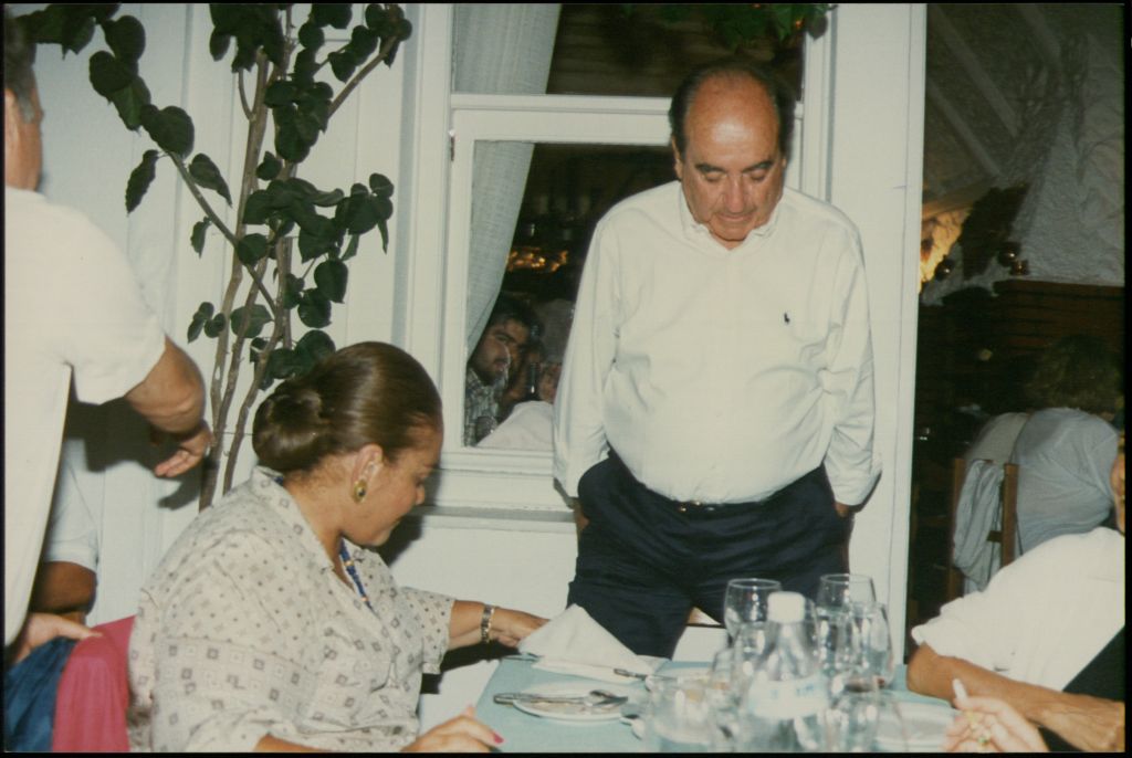 Η πολιτική γύρω από το τραπέζι της κυρίας Μαρίκας