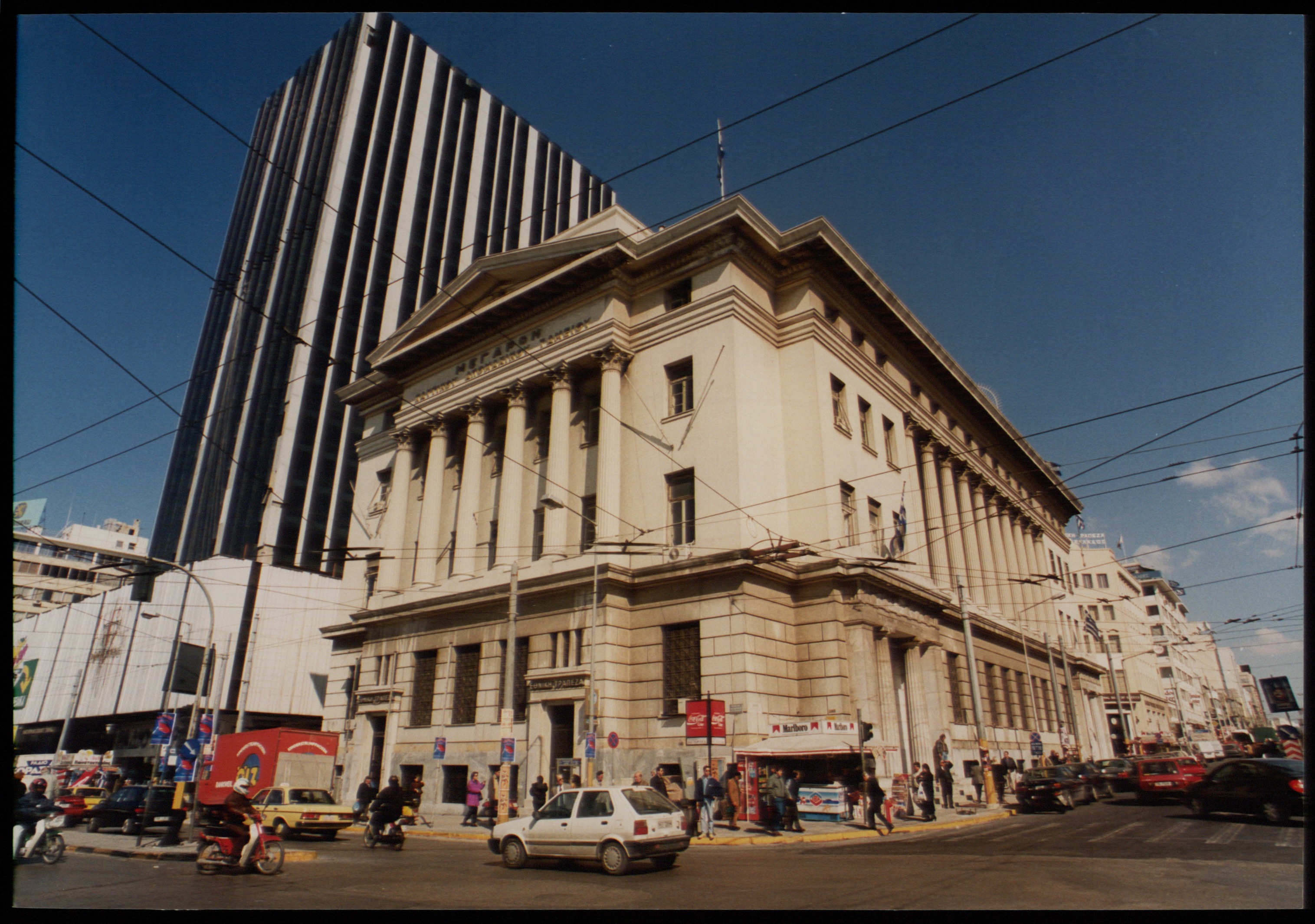 Συνάντηση του υπουργού Ναυτιλίας με τον πρόεδρο της Ενωσης Περιφερειών