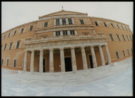 Κατατέθηκε η τροπολογία για τον Ν. Ρωμανό