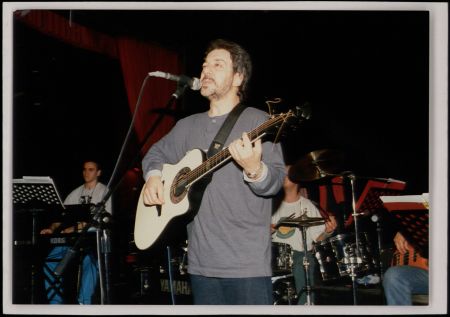 Πέθανε ο μουσικοσυνθέτης Αντώνης Βαρδής