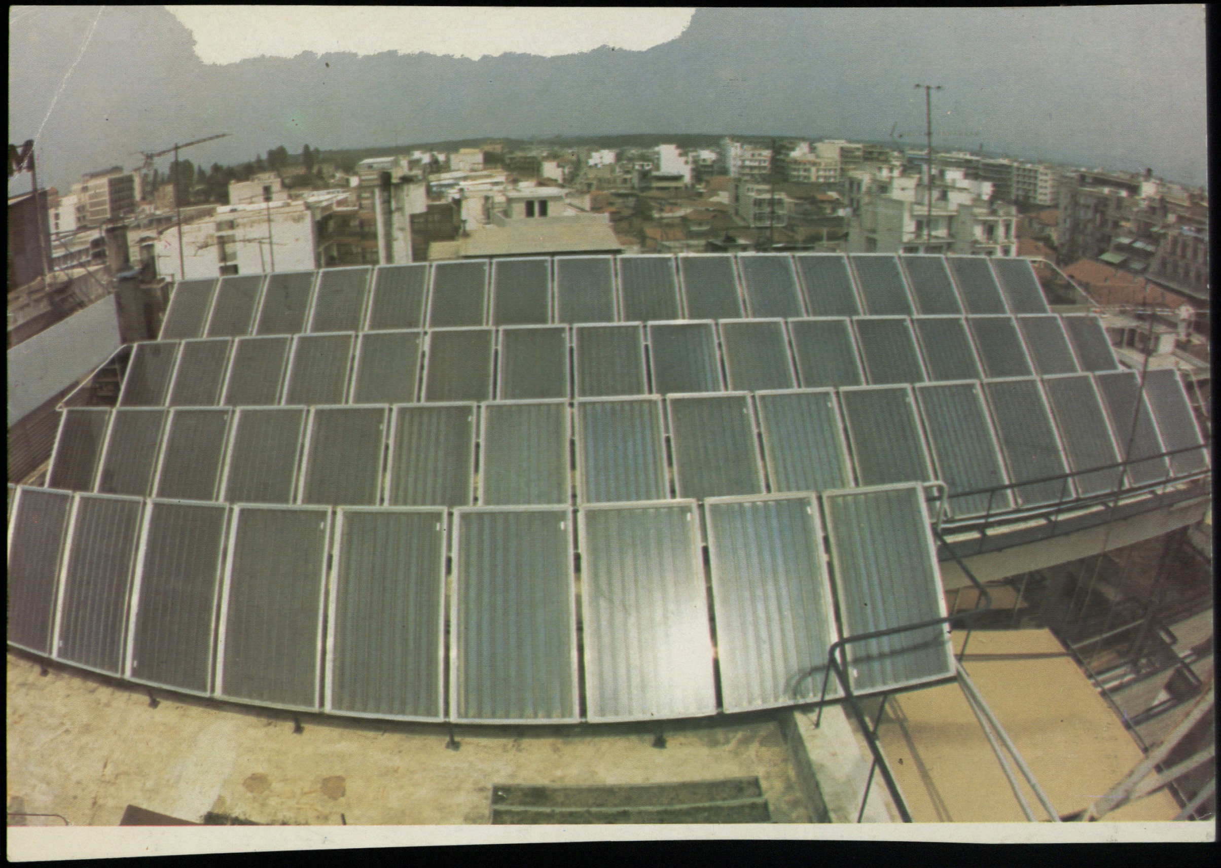 ΥΠΕΚΑ: Μελετάται η επιστροφή του 35% των εσόδων από φωτοβολταϊκα