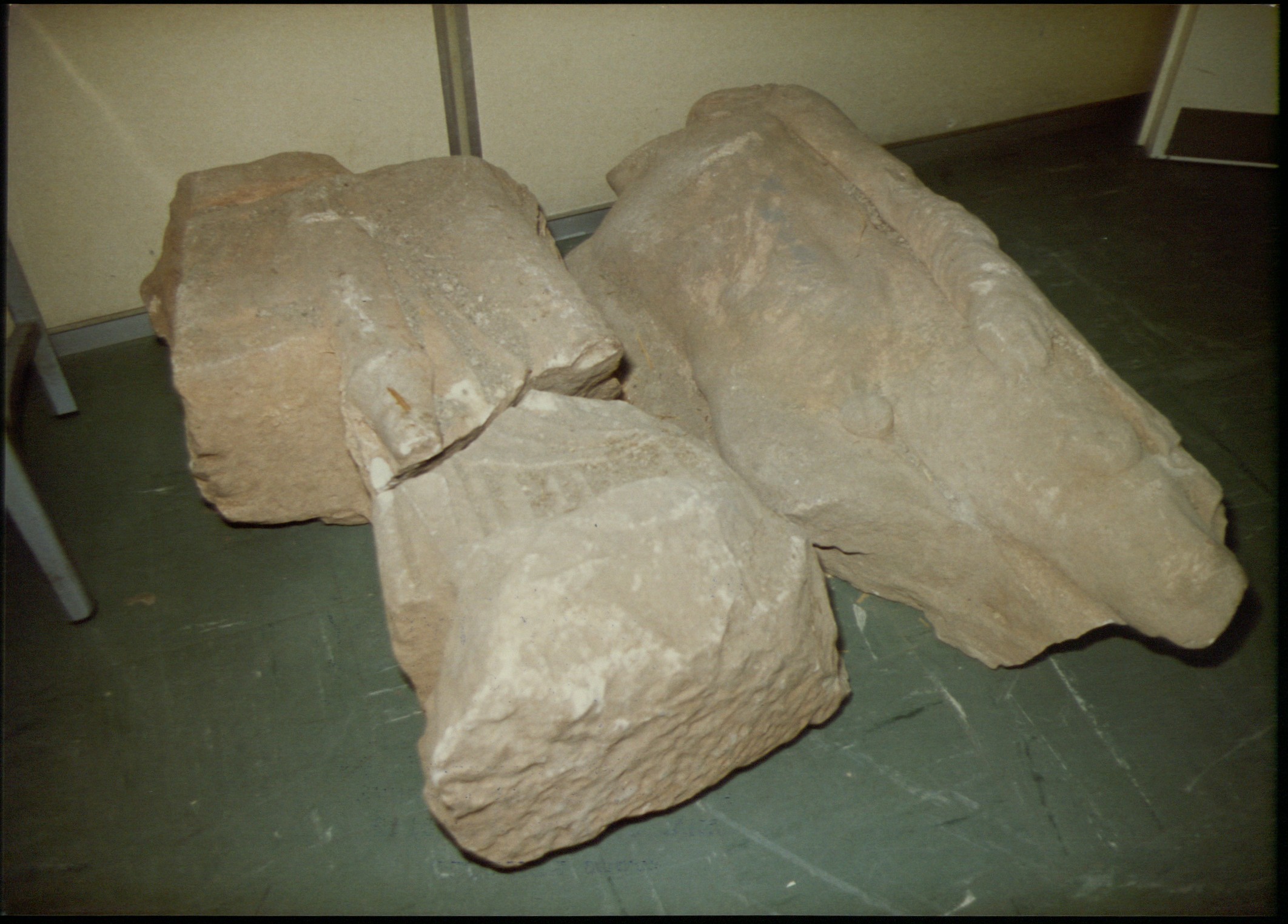 Αγαλμα της Αφροδίτης στο usb του μέλους της Χρυσής Αυγής Λ. Τσαλίκη